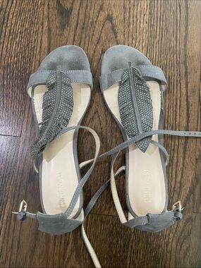 Nine West Gray Suede Feather Embellished T-Strap Sandals
